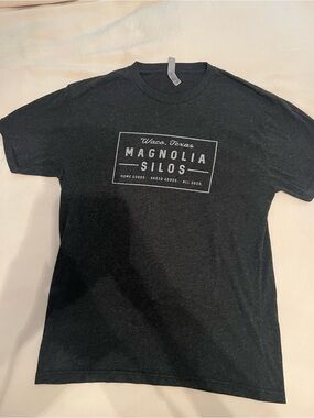 Magnolia Silos Mural Shirt